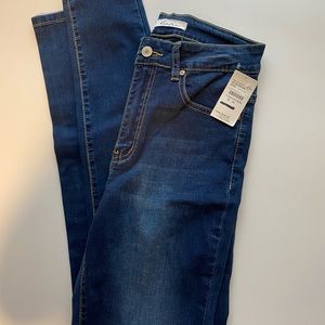 ✨NWT KANCAN HIGH WAISTED JEANS